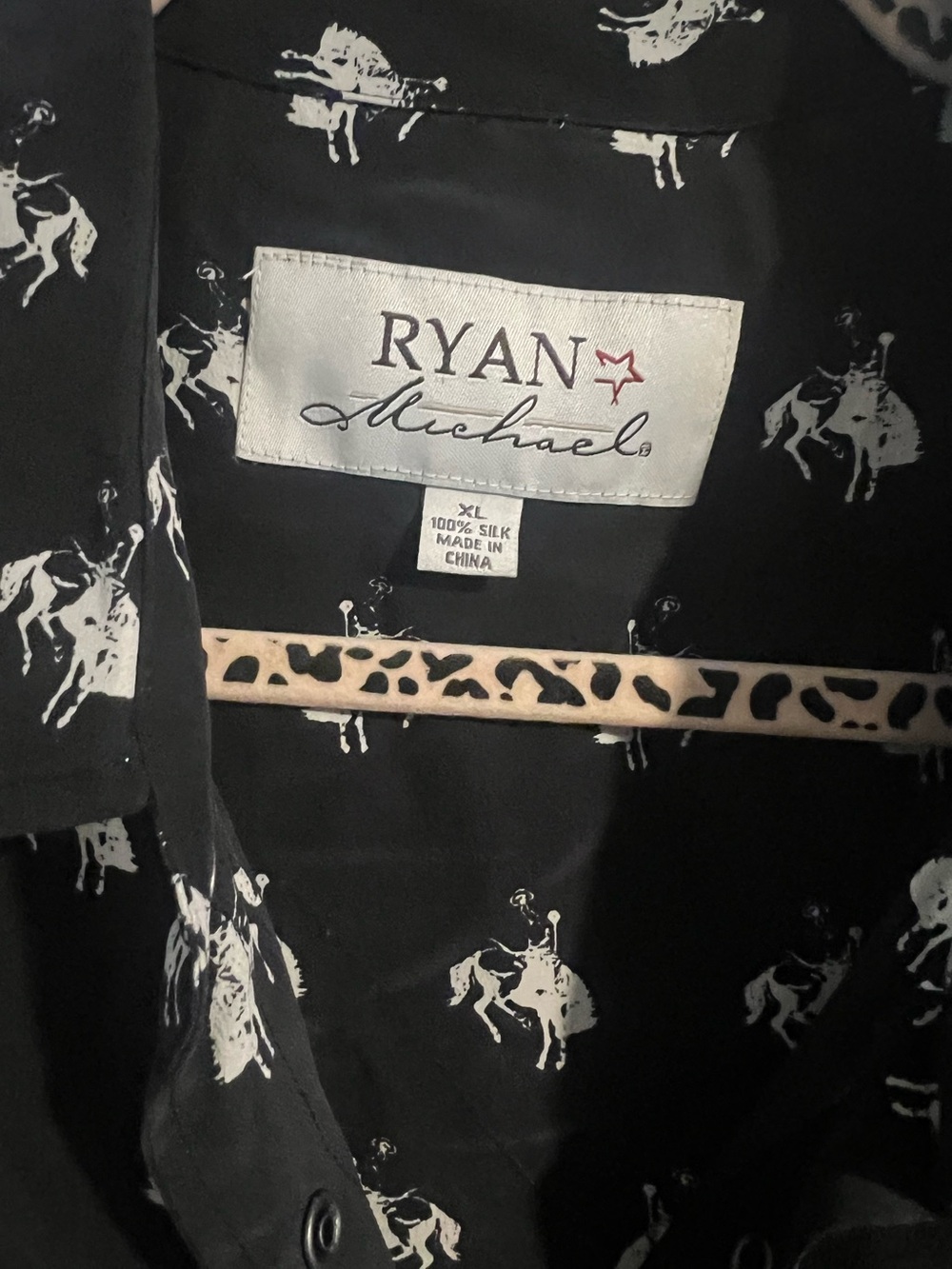 Bucking Horse silk shirt by
ryanmichael - XL - Picture 6 of 8